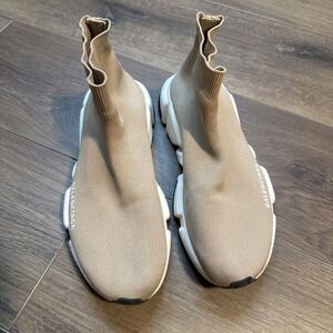 Balenciaga Speed Trainer Women's size 9 Tan Knit High Top Shoe Beige